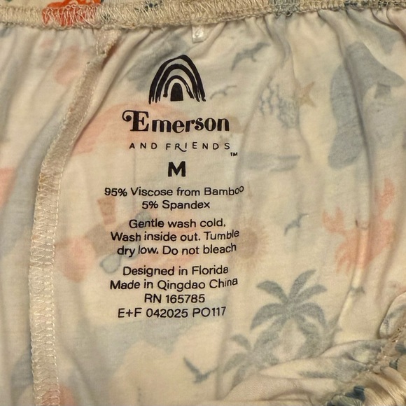 Explore Florida Print Pajama Shorts - Picture 4 of 7